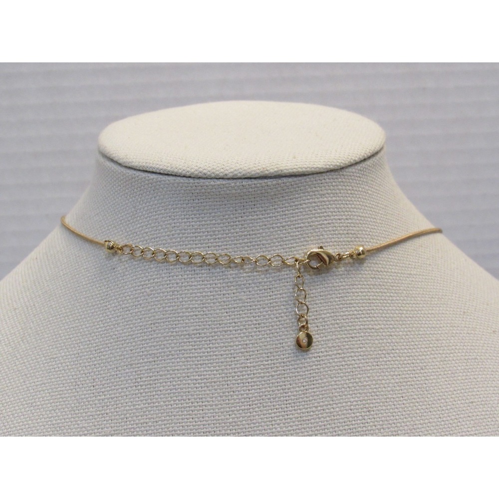 Gold Tone Necklace Sliding Dangle Old Money Quiet Luxury Minimal Regal Upscale - Picture 2 of 5